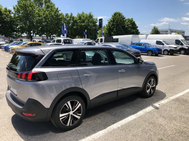 Peugeot 5008 active